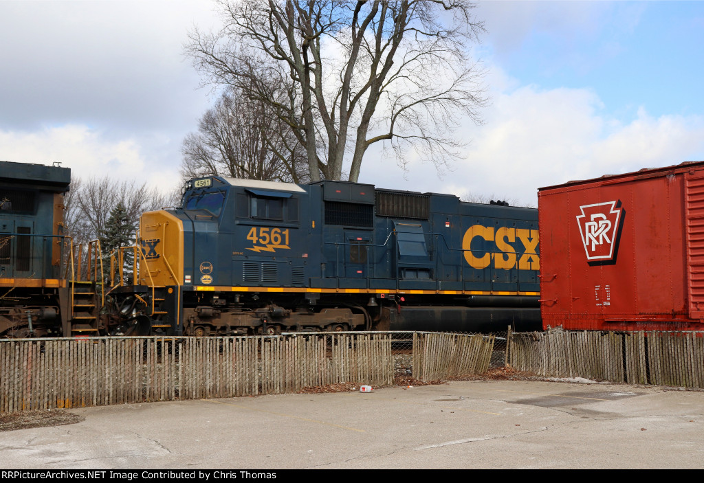 CSX 4561